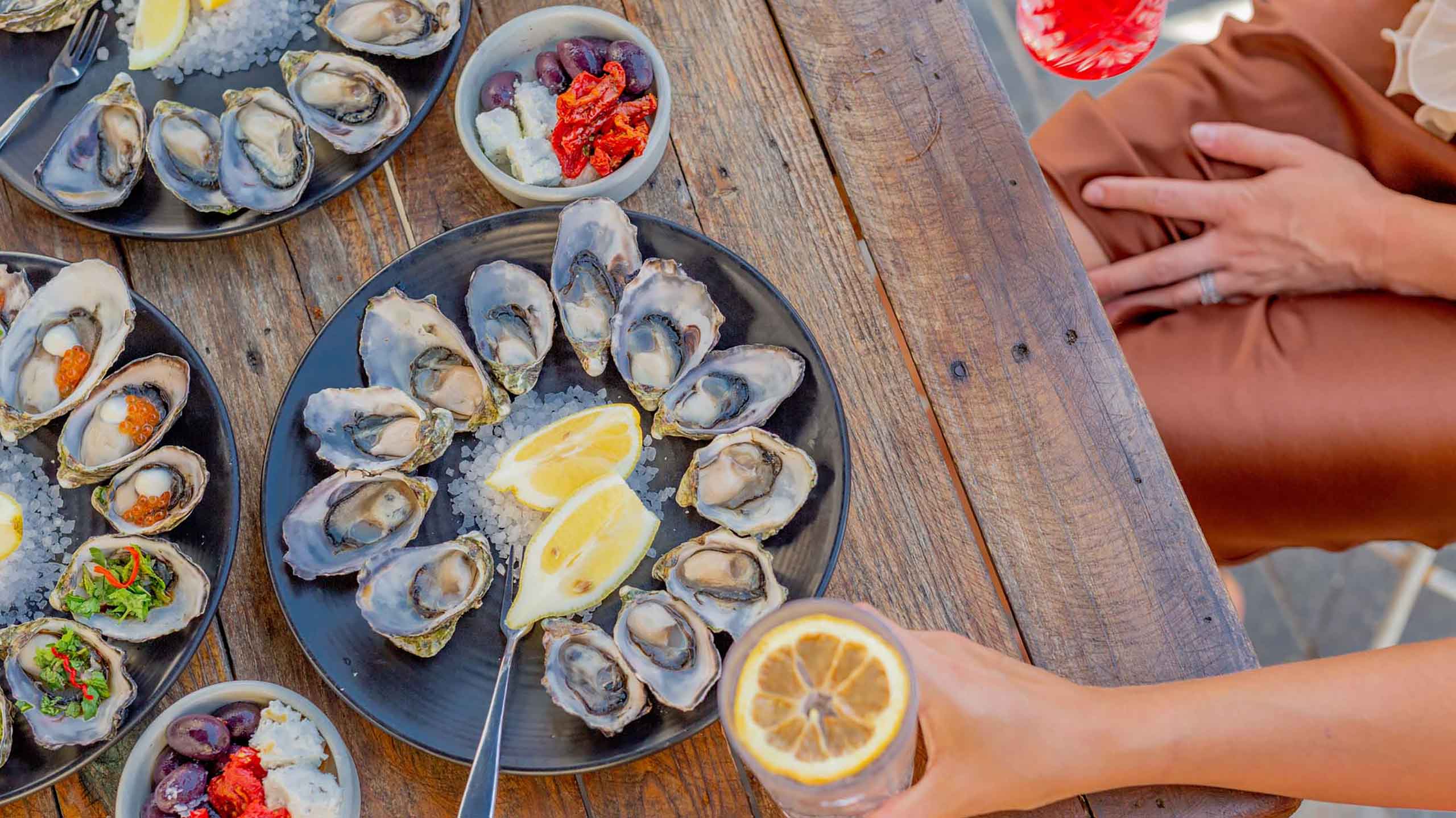 the-oyster-bar-glenelg-adelaide-beaches